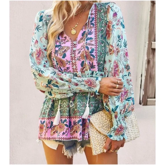 01 Boho Floral Print Cottagecore Blouse - Picture 5 of 5